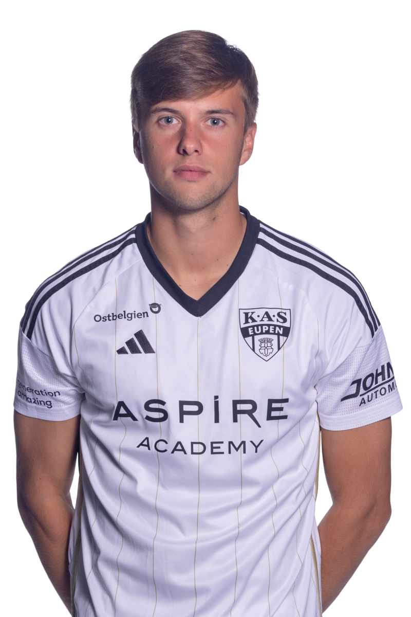 2425_EUPEN_ANDREA_PIRON_MIDFIELDER