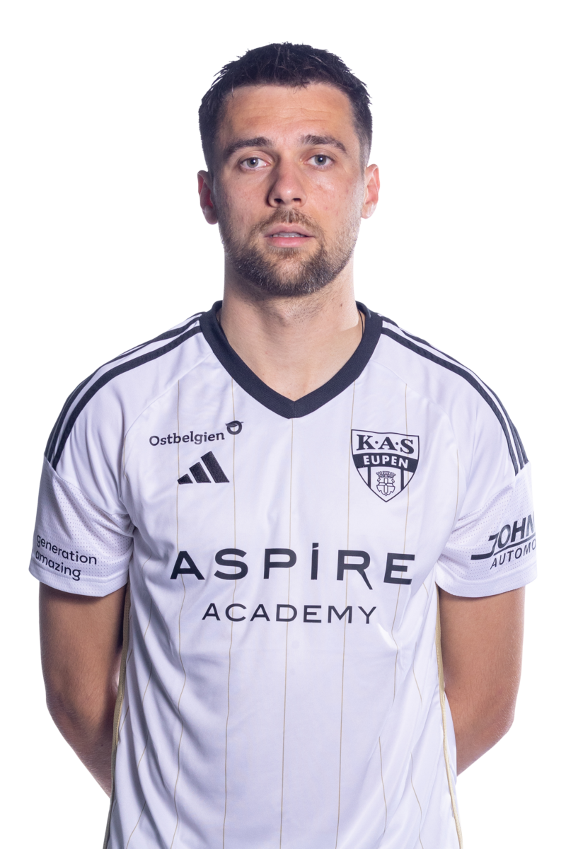 2425_EUPEN_MILOS_PANTOVIC_MIDFIELDER-5