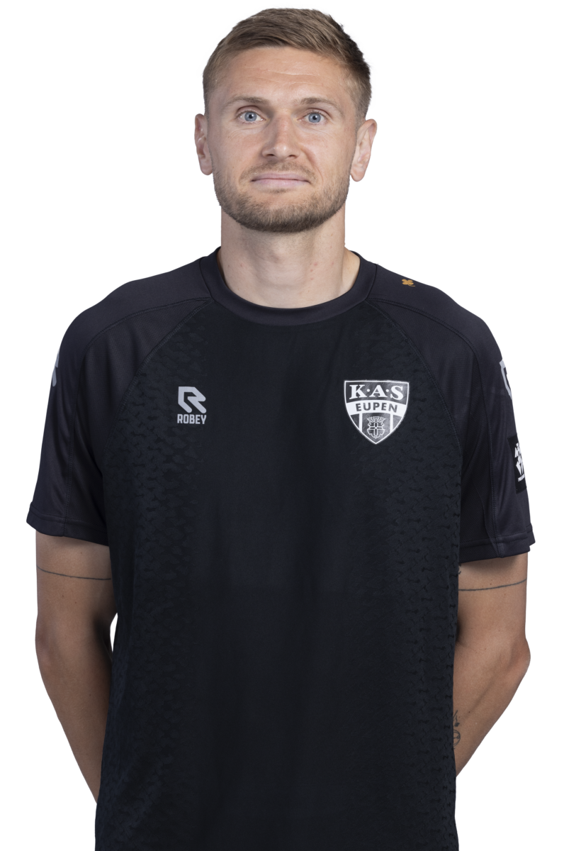 2627_Eupen_Igor_Plastun_defender__018