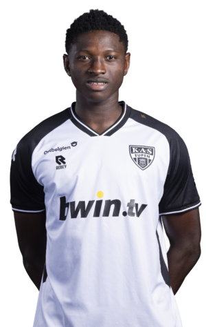 2627_Eupen_Michael_Precious_defender__087