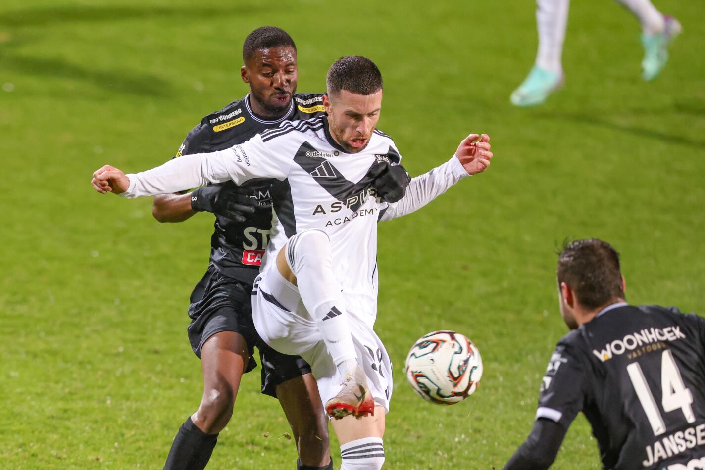 SOCCER CPL D22 KAS EUPEN VS KSC LOKEREN