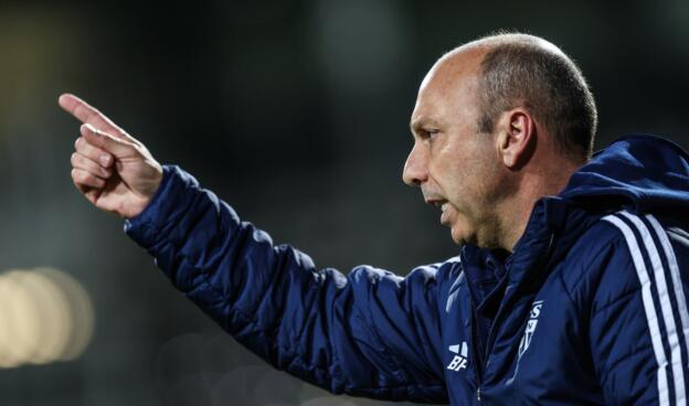 Eupen's head coach Bruno Pinheiro pictured during a soccer game between KAS Eupen and Jong Gent, Friday 06 March 2026 in Eupen, on day 28 of the 2025-2026 'Challenger Pro League' 1B second division of the Belgian championship. BELGA PHOTO BRUNO FAHY