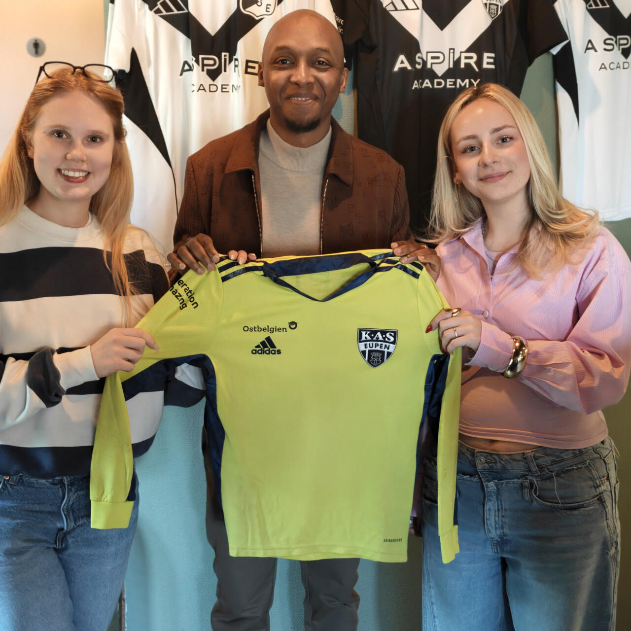 Caro Miu Trikotspende ohne Logo