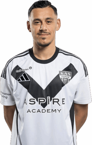 soccer-player-in-white-jersey-080820251619008 (2)